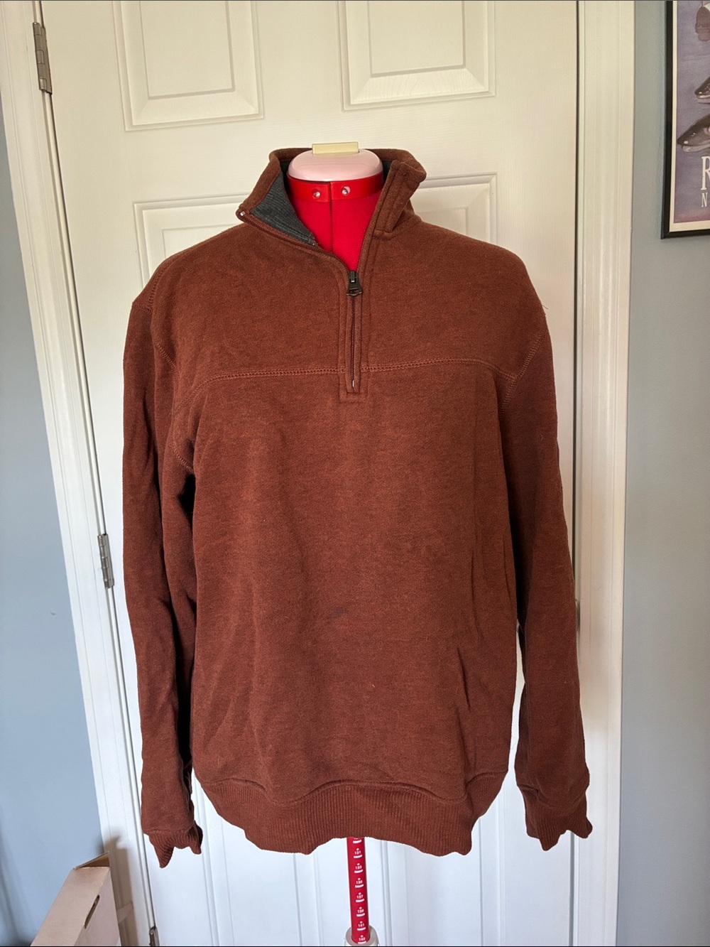 Arrow Men's Zip-Neck Sweater in Chestnut Brown